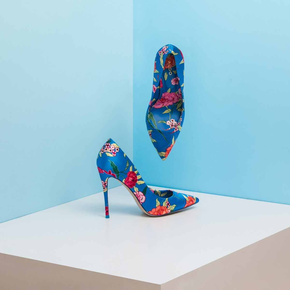 Tacones satén azul