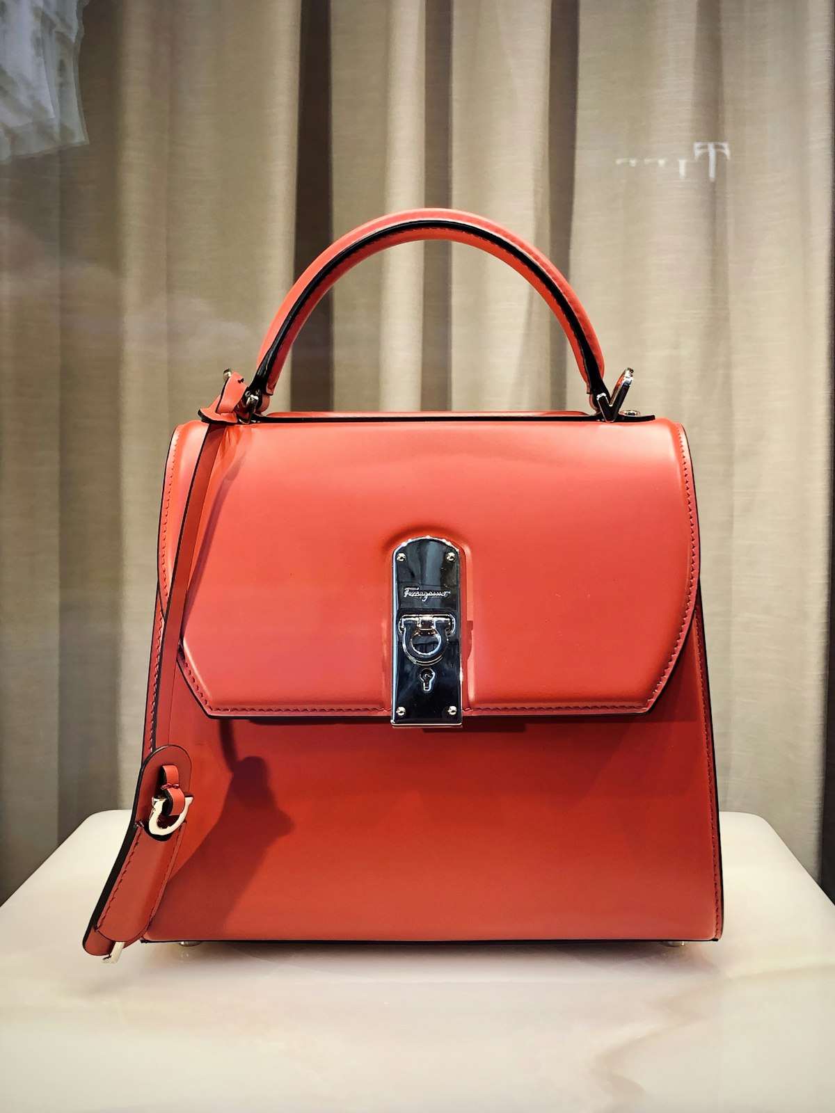Bolso piel rojo
